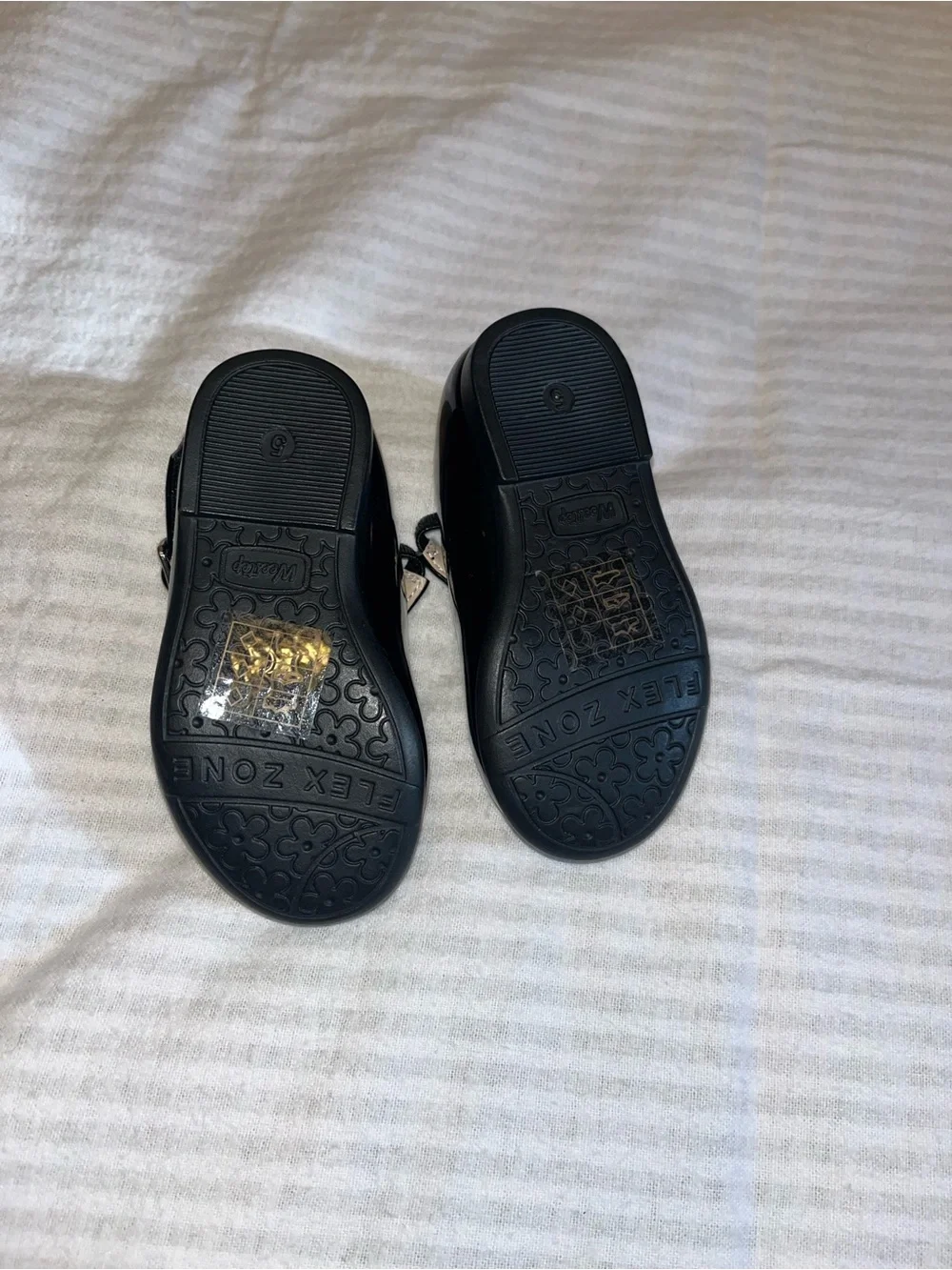 Girls Black Patent Mary Jane Dress Shoes with Adjustable Strap